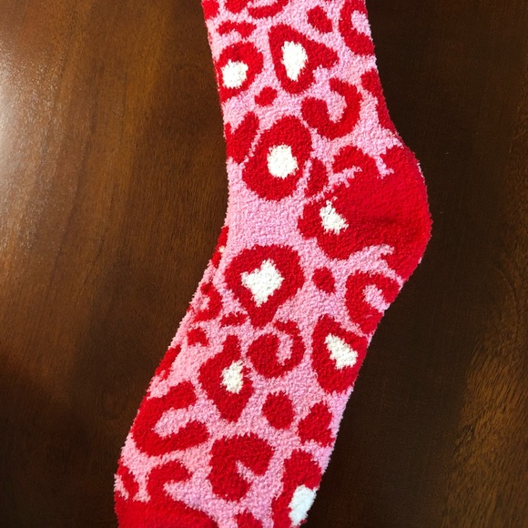 Hallmark Hearts Fuzzy Cozy Socks - Picture 3 of 3